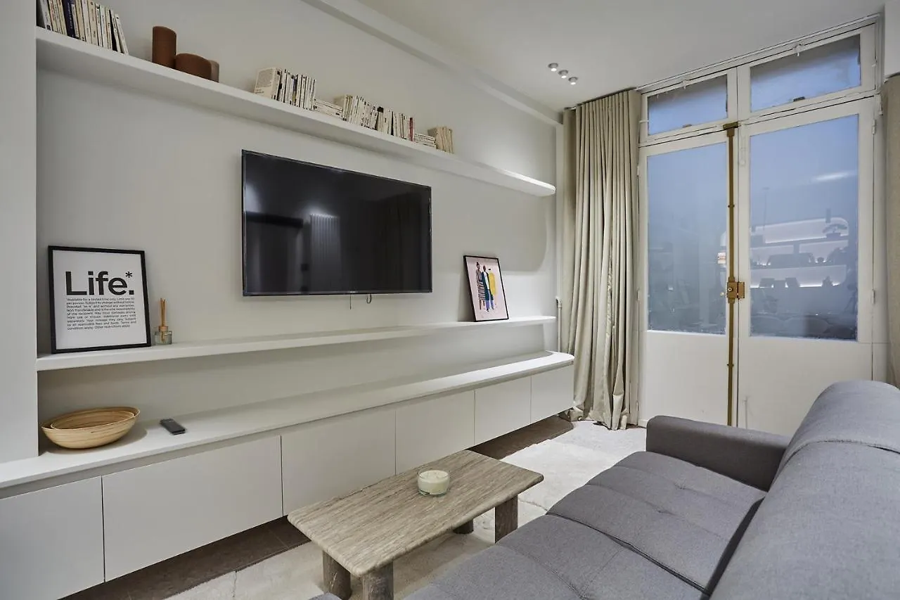 Apartment Sacre Coeur By Studio Prestige Paris